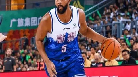 曼联豪取7连冠，前天8胜狂潮再续，今朝挑战曼城，誓要再掀胜利风暴！